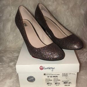 Like New Size 8.5 Olsenboye Multi Glitter Heels
